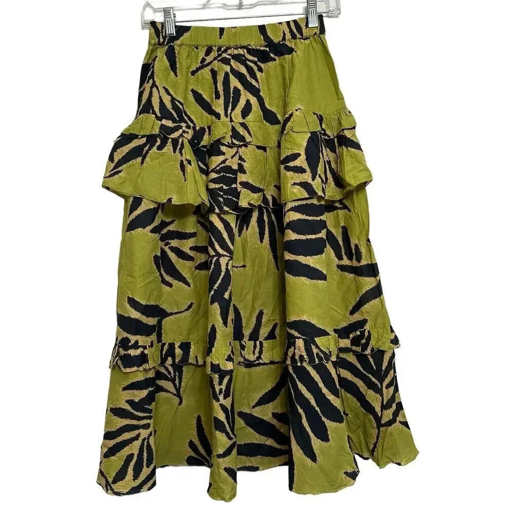Tanya Taylor NWT’s Hazelle tiered midi skirt. Size small